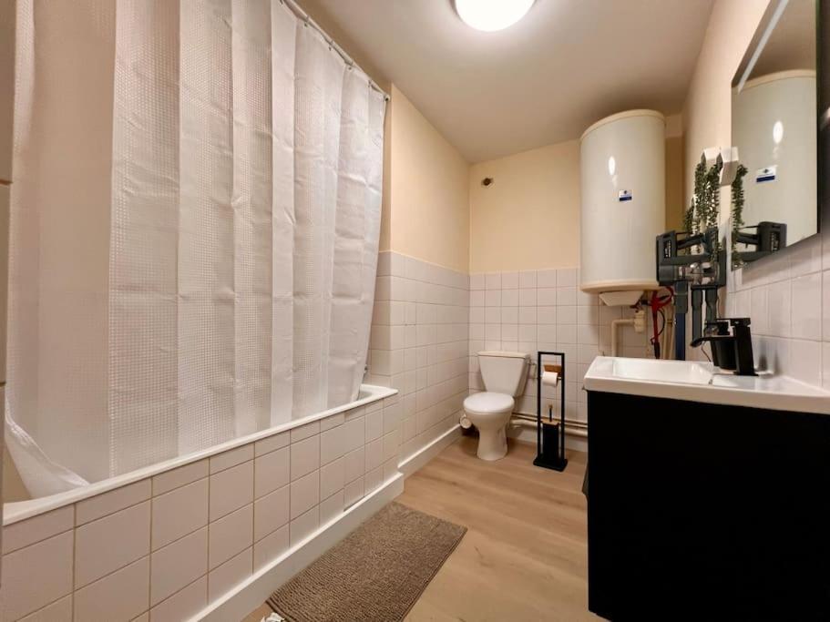 Appartement Climatise 4Prsn Au Pied De La Citadelle Besançon Eksteriør bilde